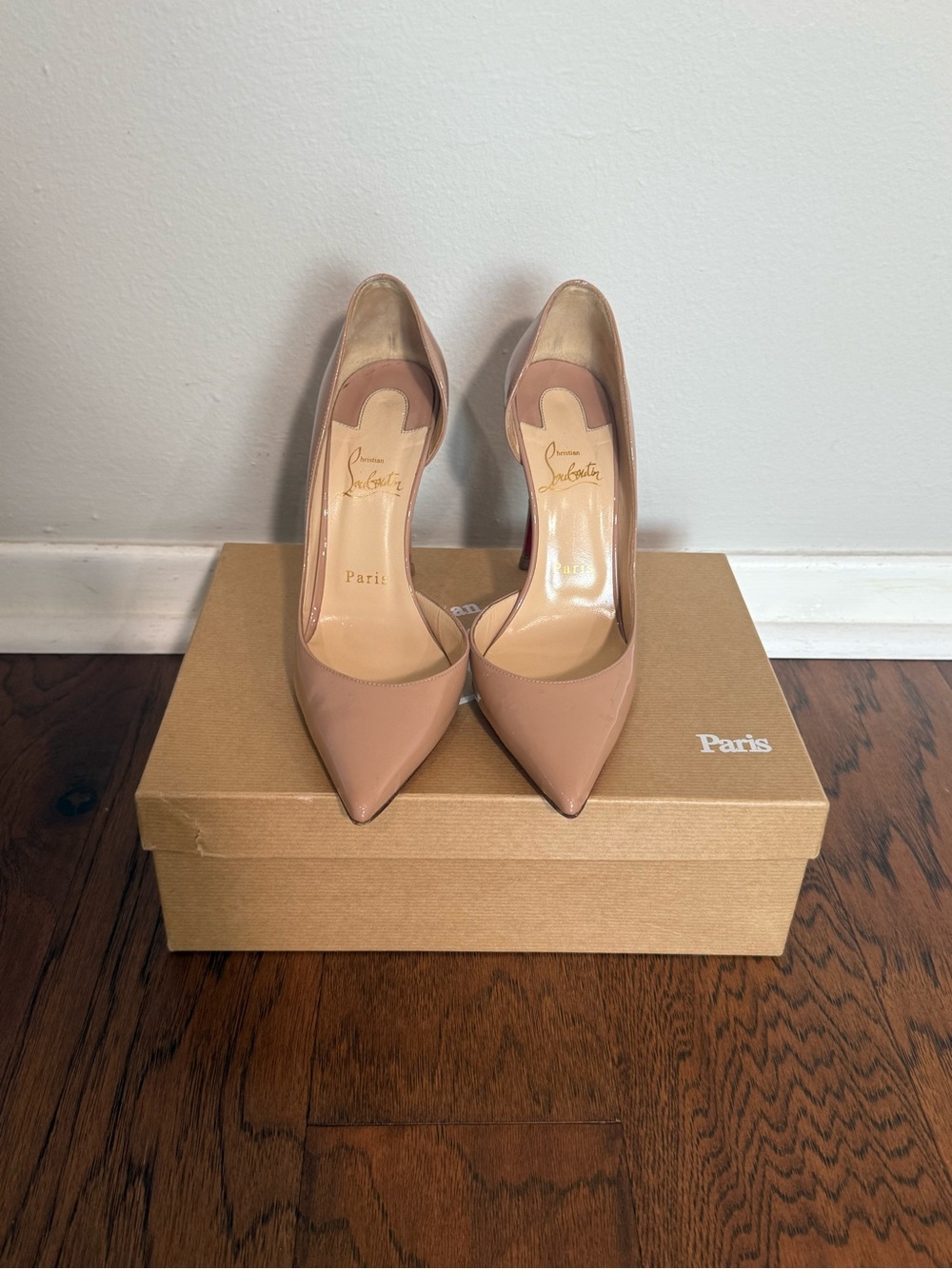 Christian Louboutin Iriza Blush / Nude Patent Pointed-Toe 100mm Pumps -37.5